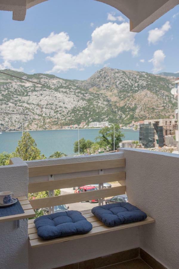 Apartment Medusa Risan Exteriér fotografie