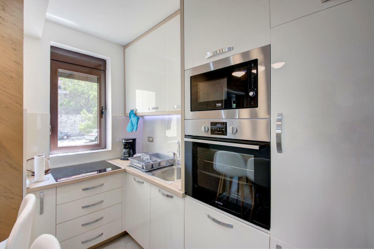 Apartment Medusa Risan Exteriér fotografie