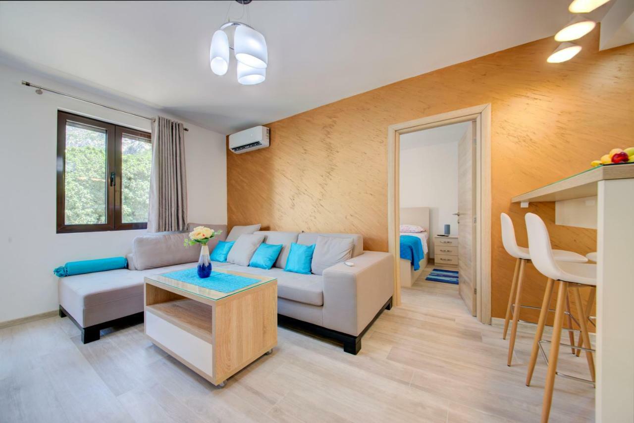 Apartment Medusa Risan Exteriér fotografie